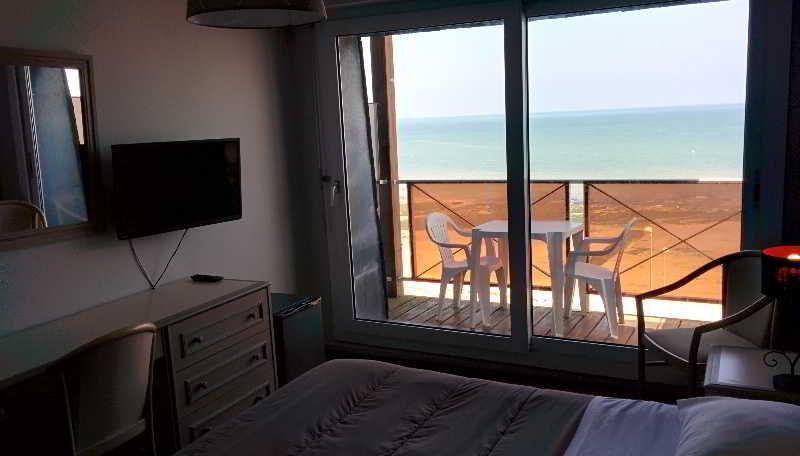 Hotel Des Thermes Et Du Casino Luc-sur-Mer Eksteriør bilde